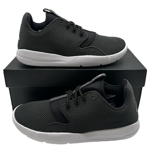 Air Jordan Eclipse BG Basketball‎ Shoes YOUTH Boys 6.5 Black Sneakers 724042-010 - Picture 1 of 10